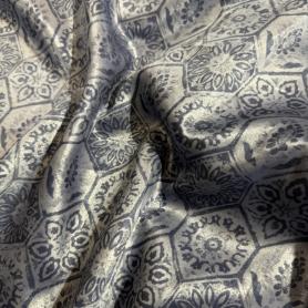 Вискоза голубая с цветочным принтом (178456)