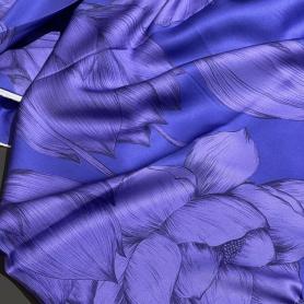 Вискоза синяя с цветочным принтом (150253)