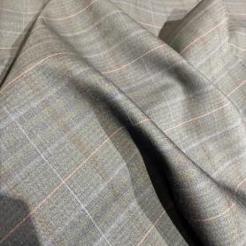 Шерсть серая в крупную клетку (143099)