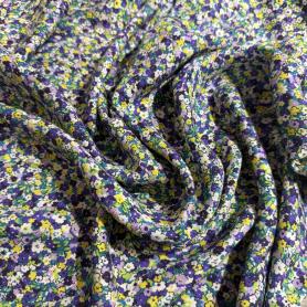 Вискоза молочная в цветочный принт (150258)