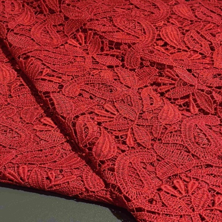 Полиэстер красный кружевной (150235)