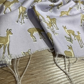 Вискоза фиолетовая с оленями (150252)