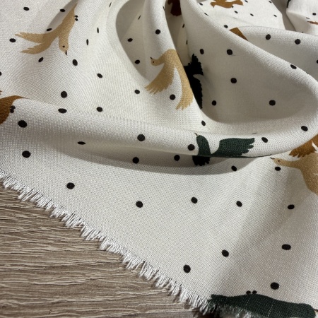 Вискоза молочная с птицами (178423)