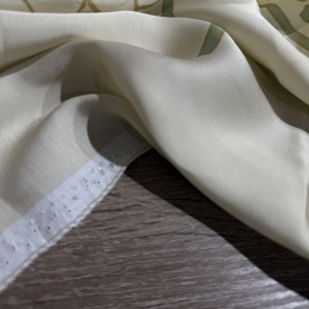 Вискоза молочная в цветочный принт (119282)