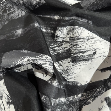 Плащевка черная геометрия (125713)