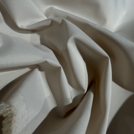 Плащевка молочная (144949)