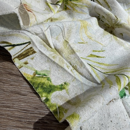 Вискоза молочная в цветочный принт (178456)