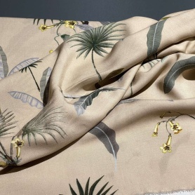 Вискоза бежевая с принтом листьев (152168)