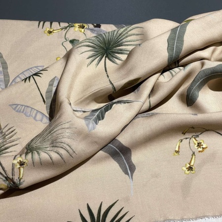 Вискоза бежевая с принтом листьев (152168)