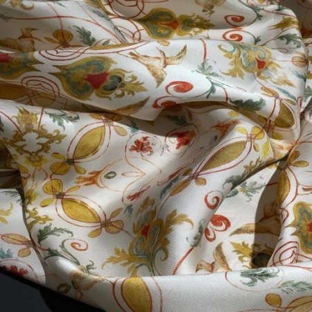 Шелк кремовый с цветочным принтом (178424-1)