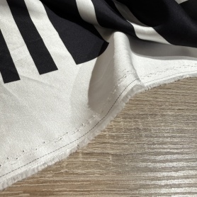 Вискоза молочная с геометрическим принтом (178481)