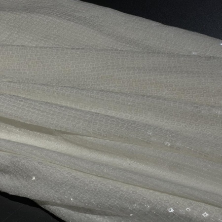 Шелк белый с пайетками (150207-1)