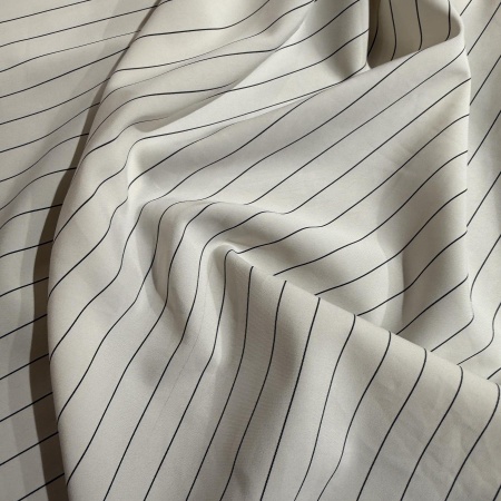 Вискоза молочная в полоску (178405)