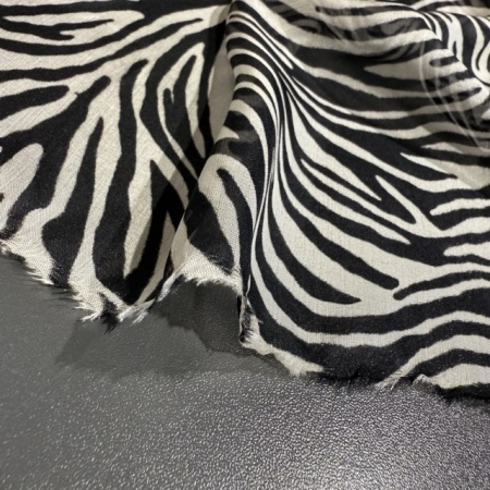 Шелк 158358 Diffusione Tessile S.r.l. (Италия)