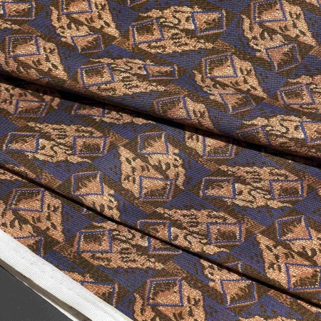 Вискоза коричневая с геометрическим принтом (115945)