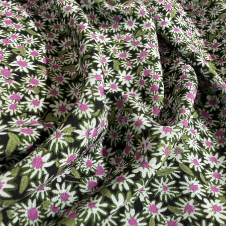 Вискоза зеленая в цветочный принт (150250)