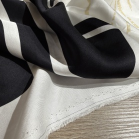 Вискоза молочная с геометрическим принтом (178481)