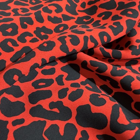 Вискоза красная анималистичная (150279)