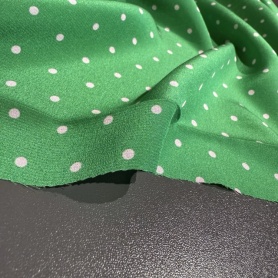 Шелк зеленый в горошек (181469-1)
