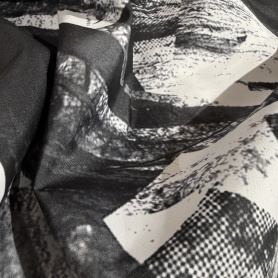 Плащевка черная геометрия (125713)