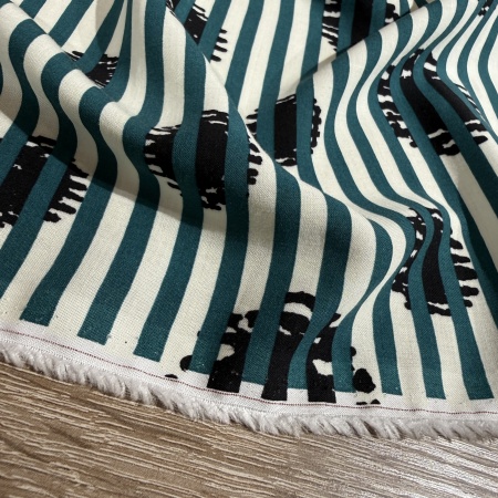 Вискоза молочная полосатая (178405)