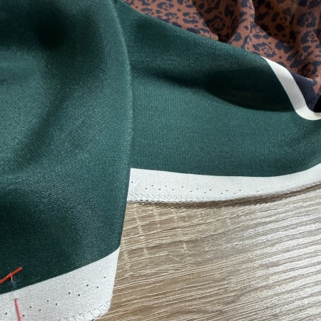 Вискоза молочная анималистичная (181477\1)