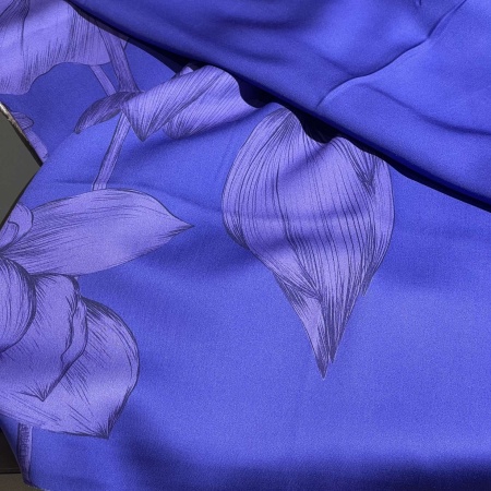 Вискоза синяя с цветочным принтом (150253)