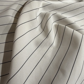 Вискоза молочная в полоску (178405)